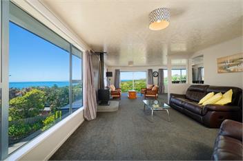 Ocean & Mountain Views Home - Kaikoura