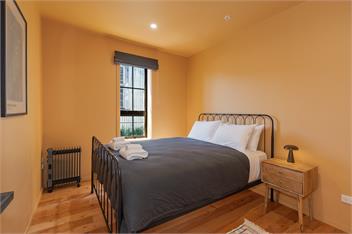 Bridge St. Apartment 2 - Nelson 