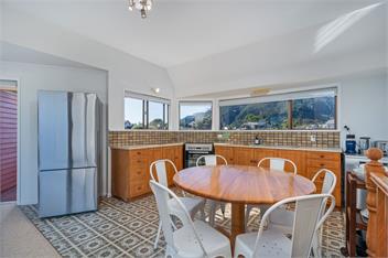Beachfront Landing (Bachcare) - Pauanui