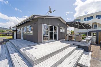 Beachside on Hinemoa - Whangamata