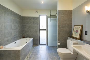 Dalefield Hideaway | Hot Tub & Mountain Views - 