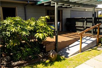 A Little Piece of Ōhope | Wheelchair Accessible & Pet Friendly -
