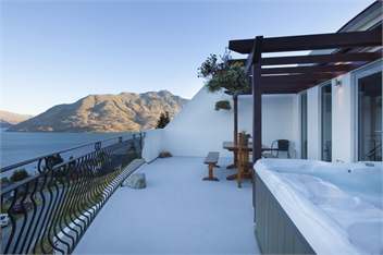 Tiroroa in Queenstown - Queenstown