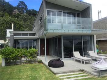 Best Beachfront - Waiheke - Waiheke Island