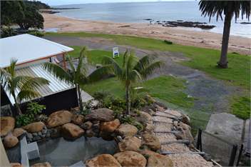 Exclusive Sunshine Suite - Cable Bay