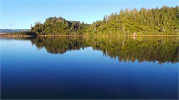 Kereru Lodge on Idyllic Lake Rotoehu - Rotorua, Bay Of Plenty