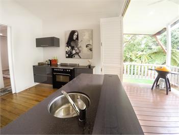 Eden House - Historical Home - Cairns