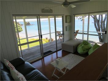 Beach Escape - Tapeka Beach Bach - Russell