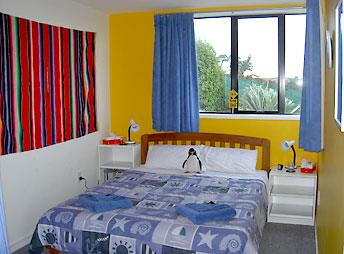 Ocean View Apartments: The Penguin Suite - Oamaru
