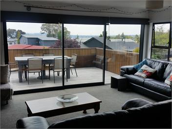 Sunny Taupo Home - Taupo