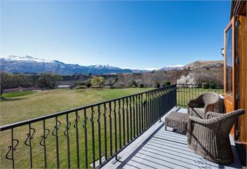 Manata House & Lodge - Queenstown