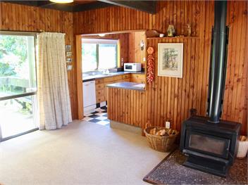 Lakeside Villa (Bachcare) - Lake Rotoiti