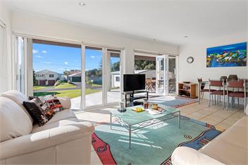 Sea Shells By The Shaw (Bachcare) - Waihi Beach