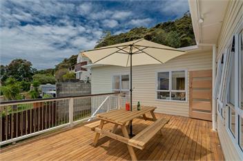 Sun Seeker Bach (Bachcare) - Cooks Beach