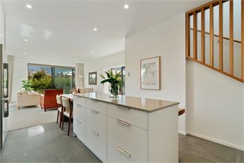 Jacks Point Family Retreat (Bachcare) - Queenstown