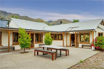 Glendhu Station Homestead (Bachcare) - Glendhu Bay