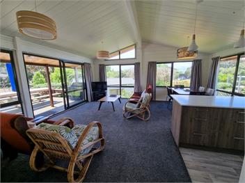 Relax at Pauanui (Bachcare) - Pauanui