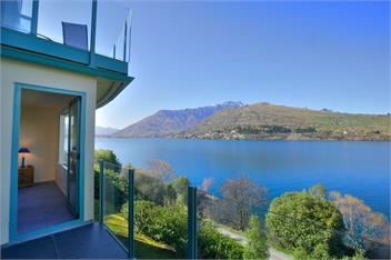 Frankton House (Bachcare) - Queenstown