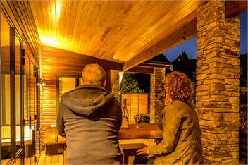 Belfast Dacha, Central, Linen and clean included, Hot Tub and Sauna. - Hanmer Springs 