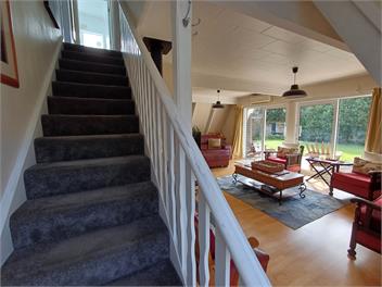 A-Frame. Ideal for families and large groups. - Greytown