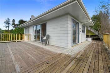 Raglan Beach Retreat (Bachcare) - Raglan