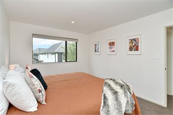Broadbent Townhouse - Christchurch Holiday Homes - Christchurch