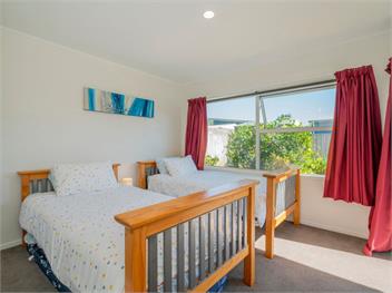 Unwind on The Fairway (Bachcare) - Whitianga