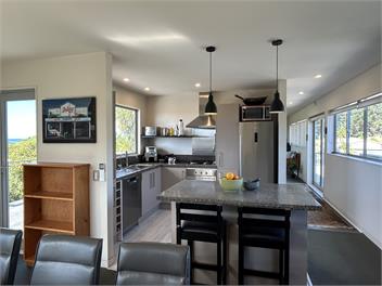 Beach Getaway - Carterton