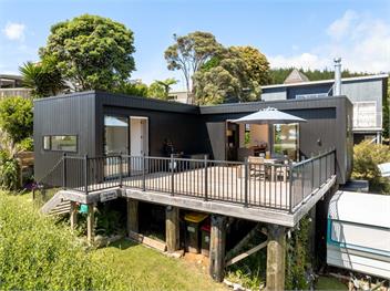 The Onemana Nook - Onemana