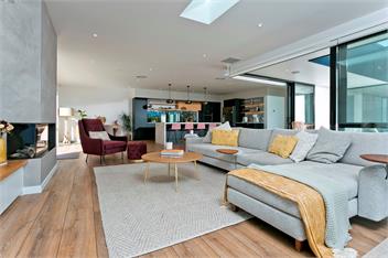 Luxurious living - 250m direct walkway to Omaha Beach - Auckland