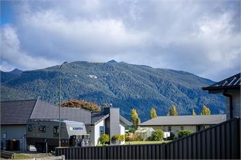 Mountainview Escape (Bachcare) - Te Anau