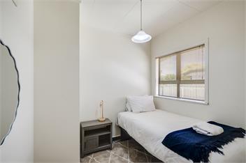 Charming on Cambridge - Taradale - Napier
