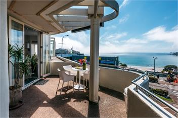 Oneroa Central - Waiheke Island