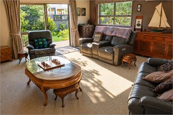 A Little Piece of Ōhope | Wheelchair Accessible & Pet Friendly -