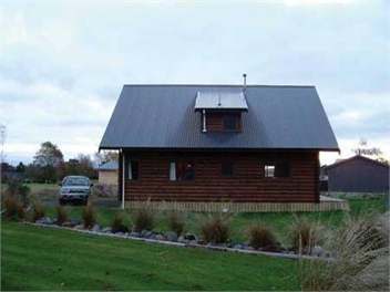 Genuine log cabin - Ohakune