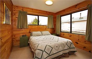 JW13 - Ruapehu Chalet Rentals - Ohakune