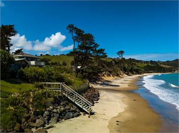 Beach Place - Omapere - Opononi