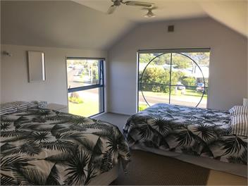 Tairua Sunshine and Dunes - Coromandel