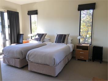 Alpine Peaks 2 Bedroom Apartment - Wanaka