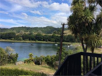 Lake View - Stunning Property overlooking Lake Okareka!! - Rotorua