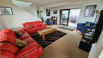 Family Fun by the Beach - Waihi Beach
