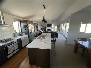Holiday Hideaway - Waihi Beach