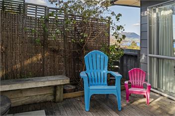 Kinder Cottage - Taupo - Private fully fenced back yard, close to shops - Taupo