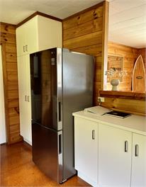 Bazza's Beach House - Great Barrier Island