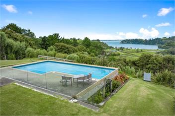 923 Takatu (Bachcare) - Tawharanui