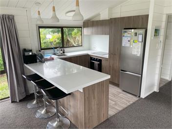 Relax at Pauanui (Bachcare) - Pauanui