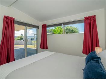 Unwind on The Fairway (Bachcare) - Whitianga