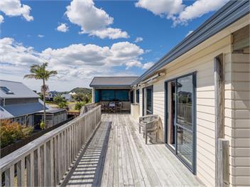 Seaspray Retreat (Bachcare) - Whitianga
