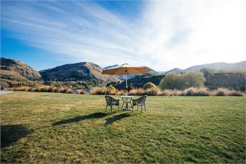 Fabulous bedroom views from exclusive private home - Queenstown