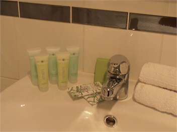 Apartments at 88 **Special rates for group bookings apply** -